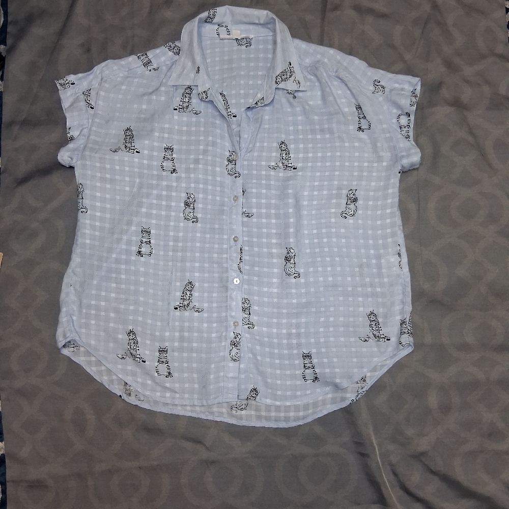 JANE+DELANCEY size S Sky Blue Button Down Shirt with Cat Design 100% Rayon - Picture 13 of 16